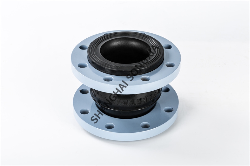 DN100多级水泵橡胶接头的特点体现在哪里?