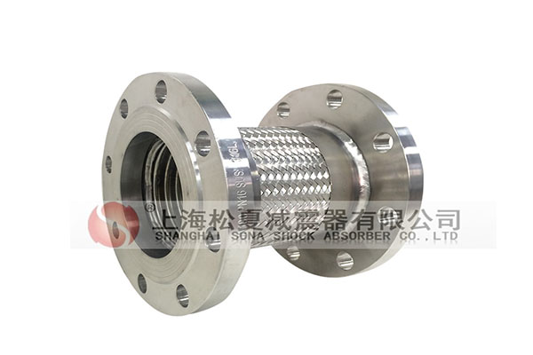 金属通过软管接头连接法